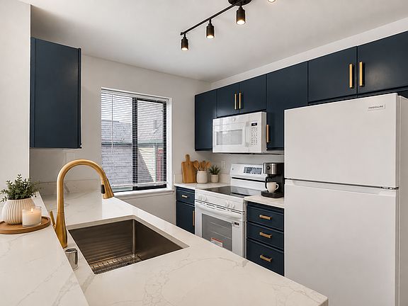 3rd image of 6500 24th Ave NW #203