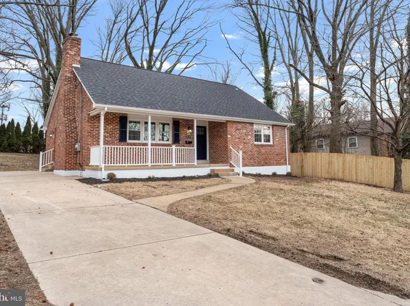 210 Beechwood Rd, Wilmington, DE 19809