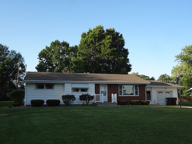1st image of 31 Cypress Dr
