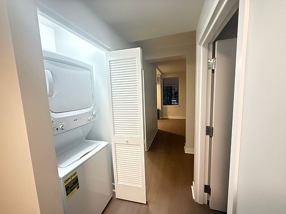 5th image of 2755 N Hoyne Ave #401