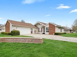 102 N Joy Dr, Ogden, IL 61859