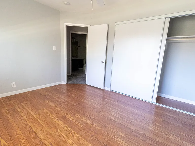 6122 Meadow View Ln — Photo 8