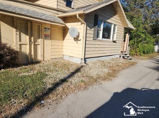 4336 S 2nd St, Luna Pier, MI 48157