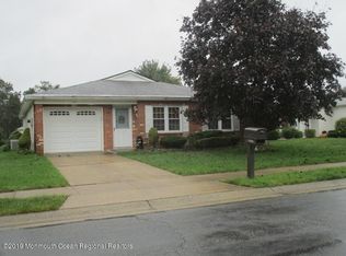 64 Yorkwood Dr, Brick, NJ 08723