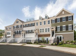 1811 Pinnacle Dr, Warrington, PA 18976