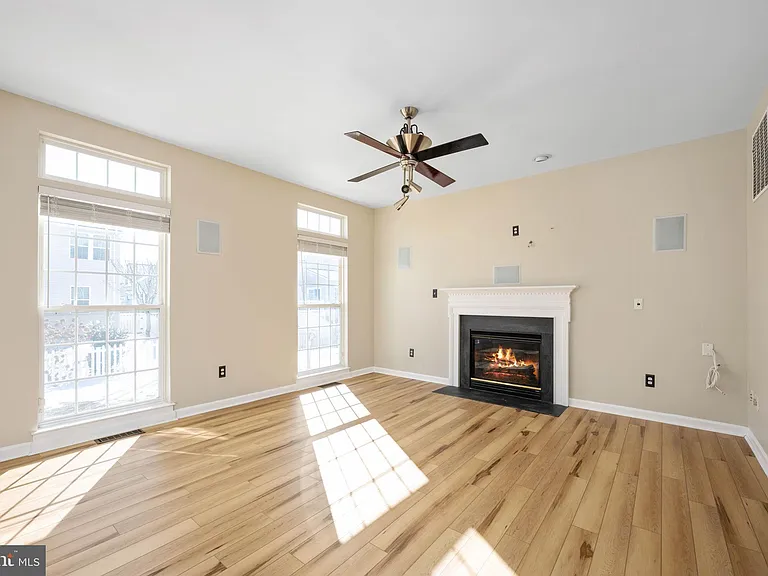 9320 Birch Cliff Dr — Photo 18