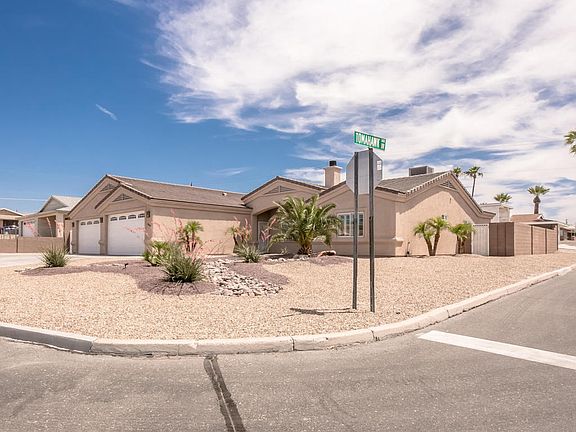 4th image of 3406 Mockingbird Dr