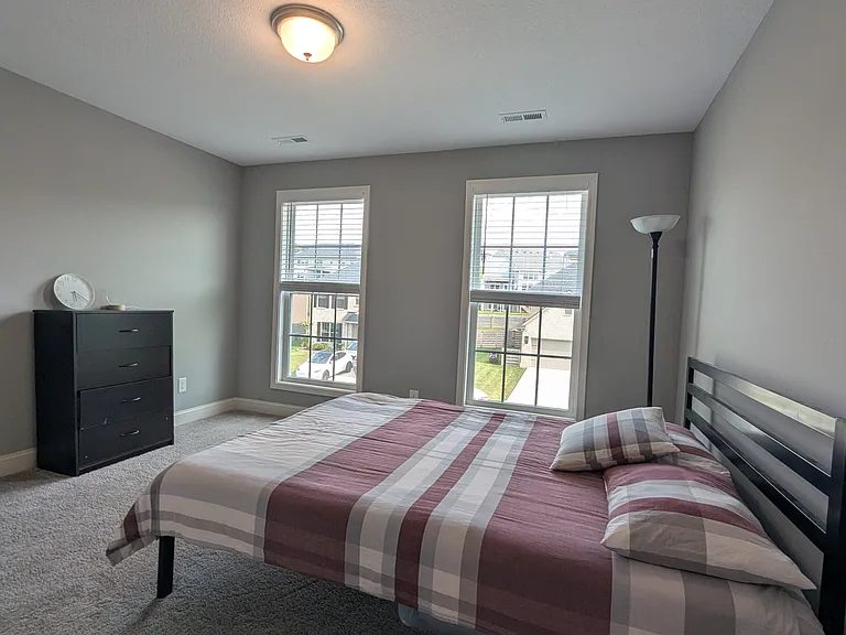 12111 Grand Forks Dr — Photo 25