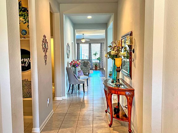 5th image of 8419 Noella Way