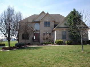 257 Royal Birkdale Dr, Columbiana, OH 44408