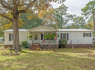 106 Bonneau St, Bonneau, SC 29431