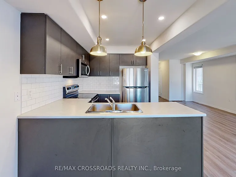 1638 Hetherington Dr — Photo 13