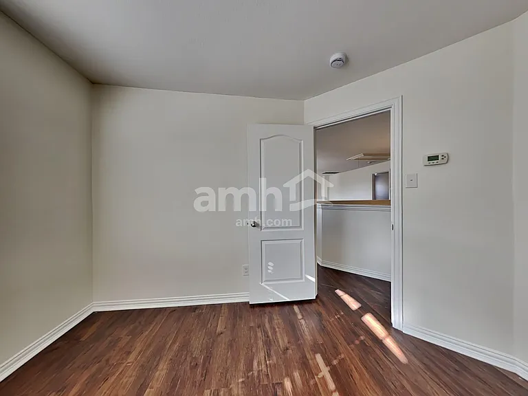 813 Lovebird Ln — Photo 16