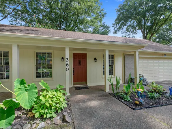 260 W Lawnwood Dr, Collierville, TN 38017