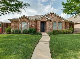 5608 Bedford Ln, The Colony, TX 75056