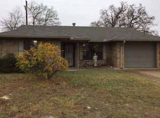 768 Southwood Dr, Athens, TX 75751