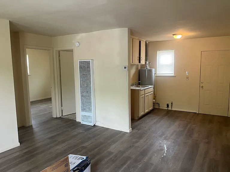1348 Gormans Ln #1348 — Photo 5