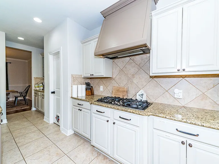15814 Seekers St — Photo 13
