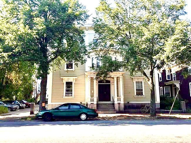 1st image of 392 Essex St