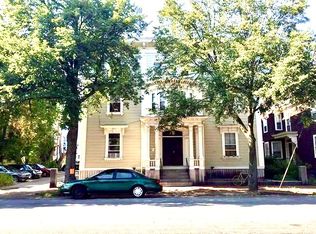 392 Essex St, Salem, MA 01970