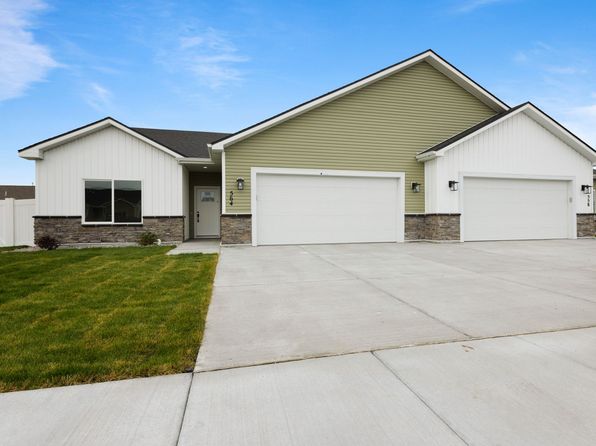 564 S Cutler Ave, Sugar City, ID 83448