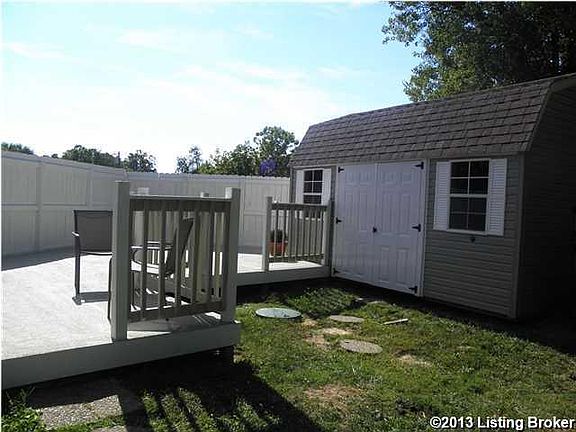 5th image of 805 Bass Ln
