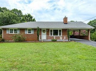 642 Dixie Airport Rd, Madison Heights, VA 24572