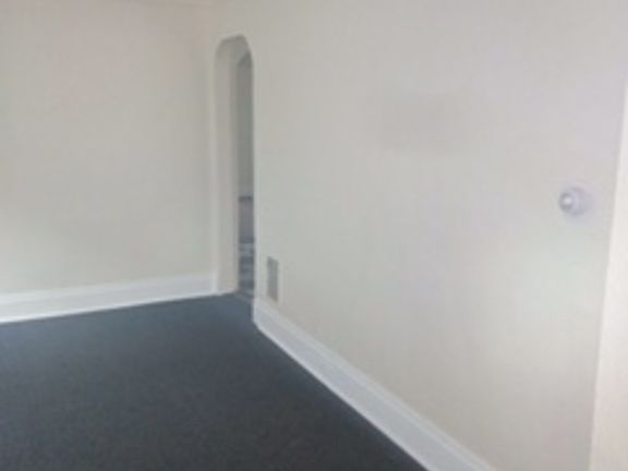 4th image of 1248 Kensington Ave