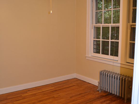 5th image of 3937 47th St