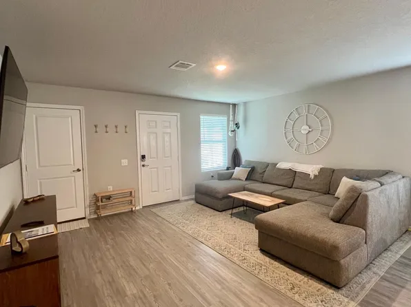 7227 Lavaca Blf, San Antonio, TX 78218