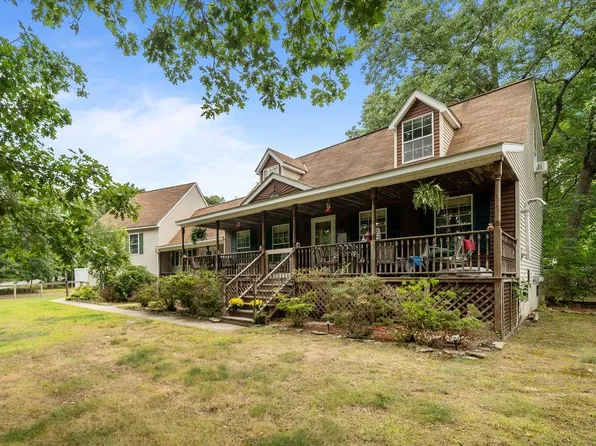 133 Killiney Woods, Millville, MA 01529