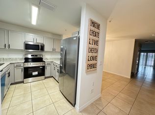 9093 Gervais Cir APT 1905, Naples, FL 34120