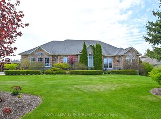 27 Island Lake Rd, Mono, ON L9W 5K3