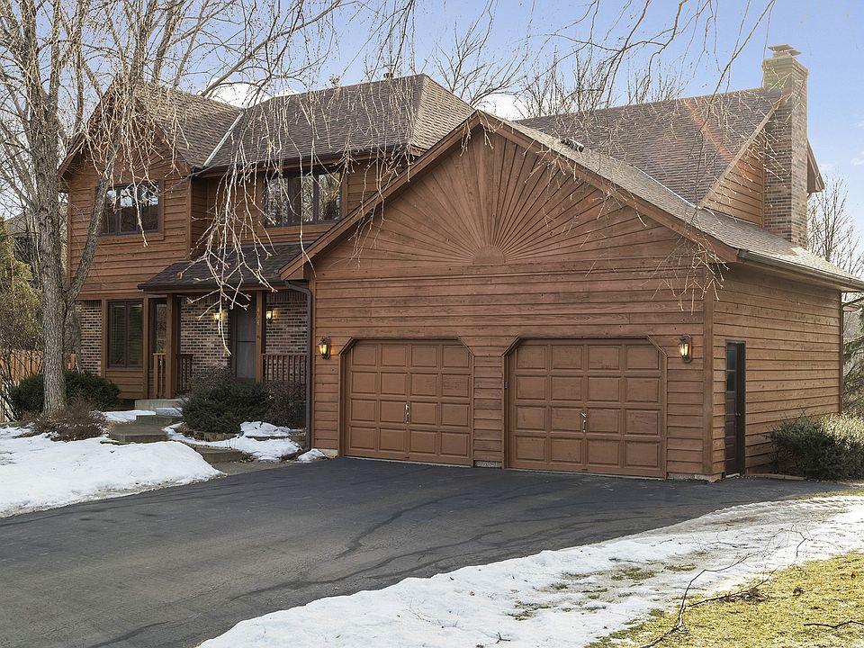 1st image of 4540 Glacier Ln N