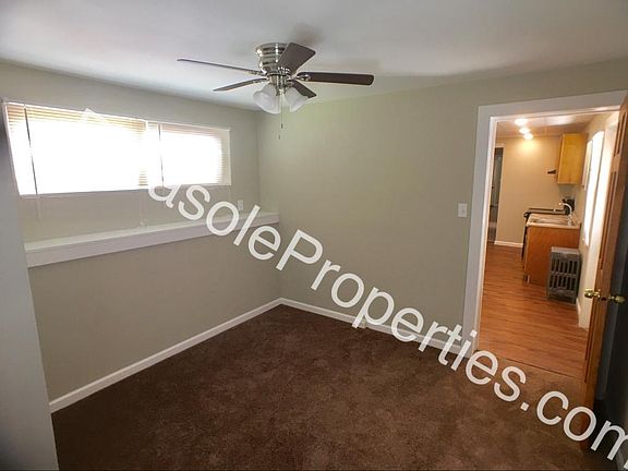4th image of 136 S Hyde Park Ave #1