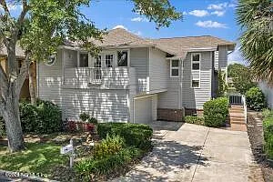 1504 Birkdale Ln — Photo 2