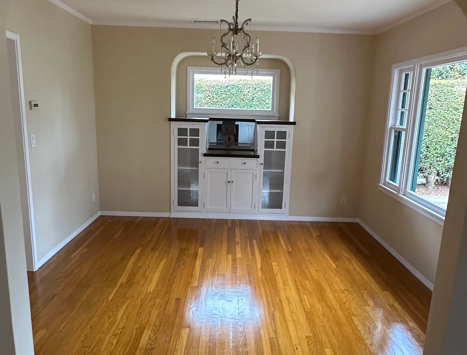 3 bed, 1200 sqft, $5,600 — Photo 3