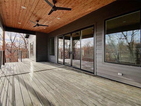2nd image of 3 Leeds Ln
