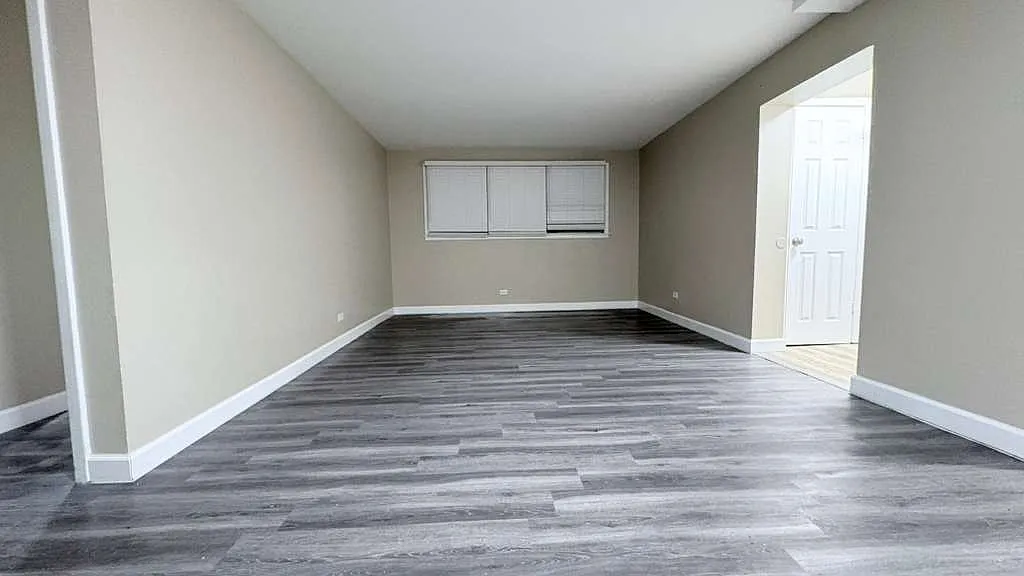 1 bed, 950 sqft, $1,495 — Photo 4