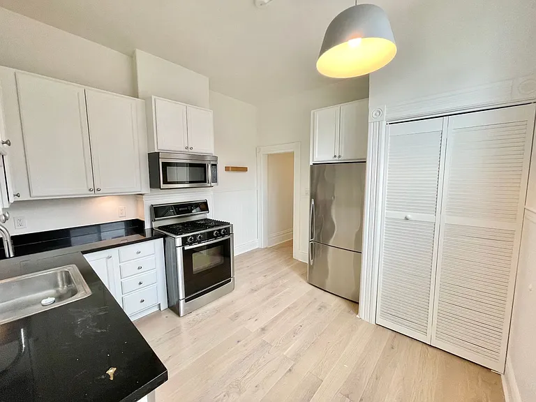 82 Alvarado St — Photo 16