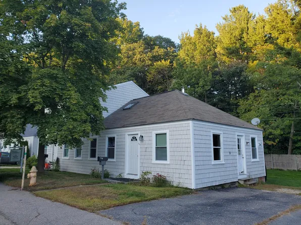 44 Cromwell St, Kittery, ME 03904
