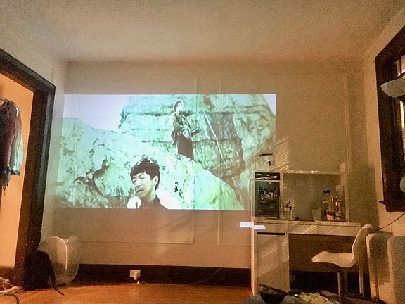 bedroom/living room furnished