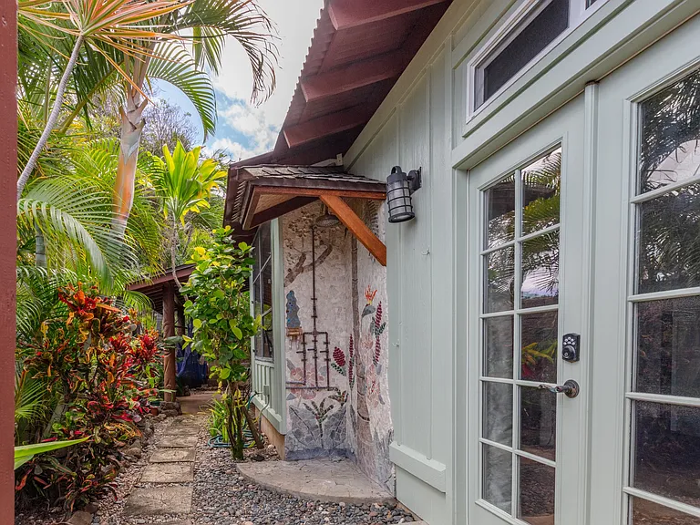 308 Awakea Rd — Photo 25