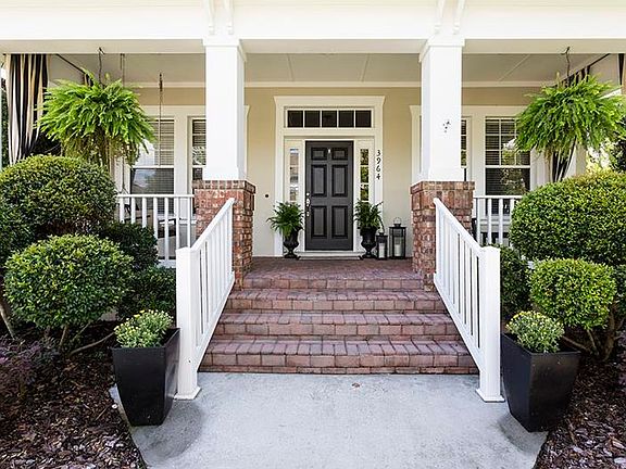 2nd image of 3964 Haws Ln