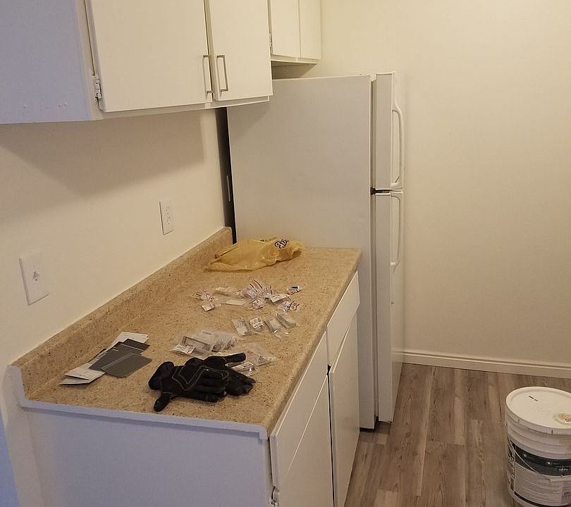 2nd image of 1722 W 400 N #9
