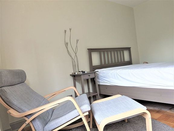 2nd image of 251 E 51st St APT 12G