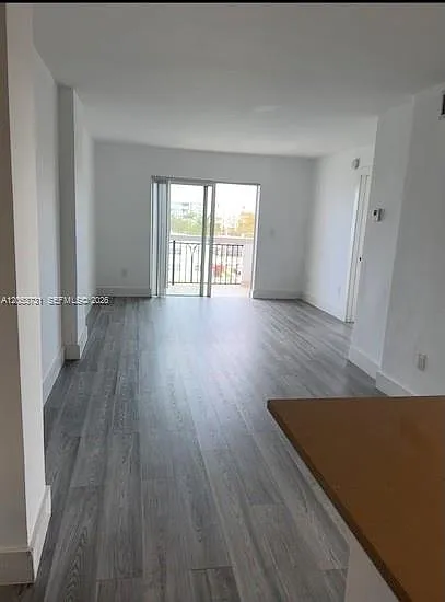8101 Crespi Blvd #404 — Photo 7