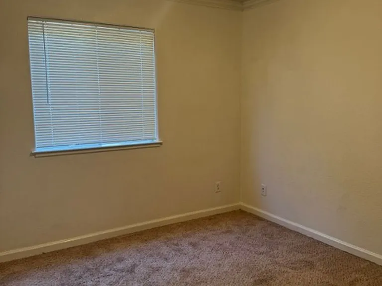 1066 Camino Coronado — Photo 11