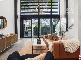 303 Venice Way, Venice, CA 90291