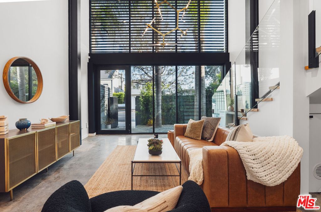 303 Venice Way, Venice, CA, Venice